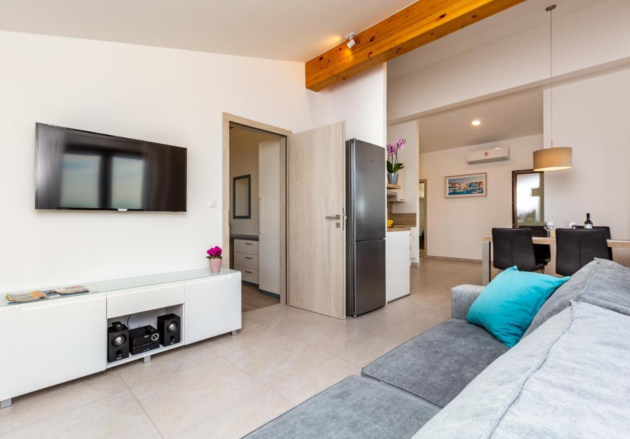 Apartments Krusec Πούλα Εξωτερικό φωτογραφία