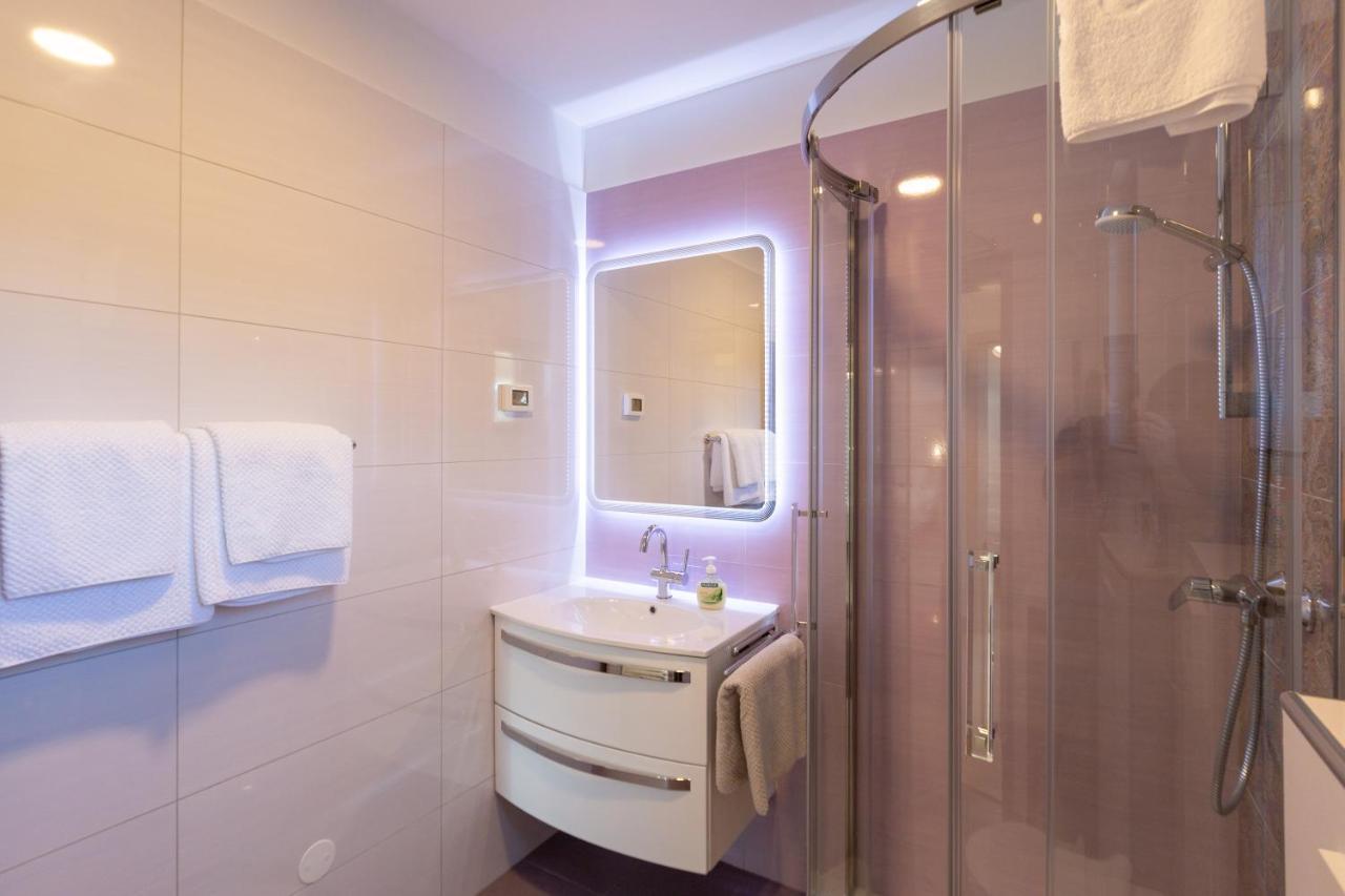 Apartments Krusec Πούλα Εξωτερικό φωτογραφία